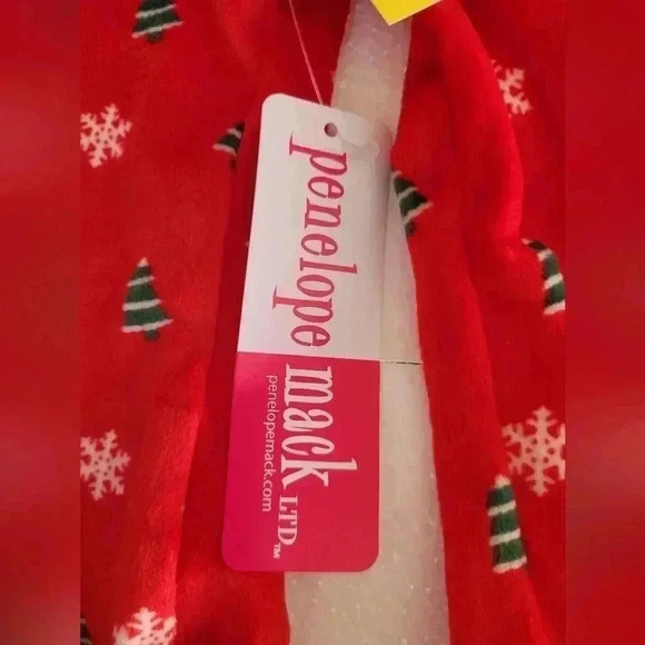 Pajamas Red Winter Snowflake 2 Piece Pants Set Christmas Red White New size  24 - Picture 7 of 7